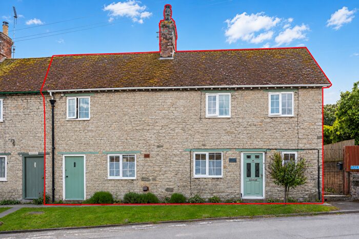 3 Bedroom Semi Detached House For Sale In Salisbury Street, Mere, BA12