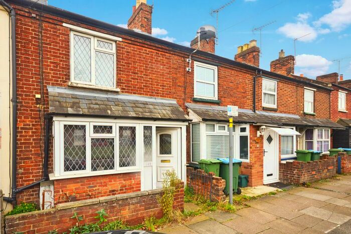 2 Bedroom Terraced House To Rent In Buckingham Road, Aylesbury, Buckinghamshire, HP19