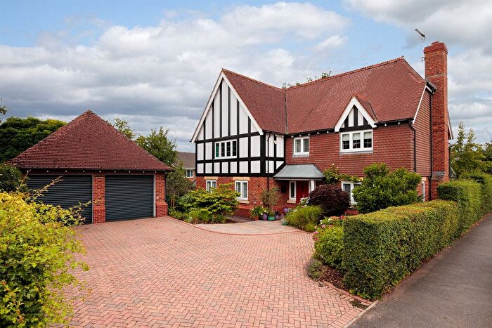 6 Bedroom Detached House For Sale In Brook Road, Tarporley, CW6