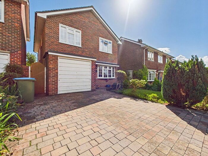 4 Bedroom Detached House For Sale In Church Close, Clapham, BN13