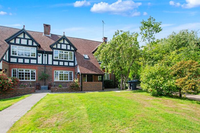 4 Bedroom House To Rent In Turners Hill Road, Crawley Down, Crawley, RH10