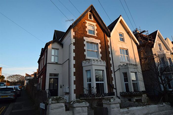 2 Bedroom Flat To Rent In Church Road, St Leonards On Sea, TN37
