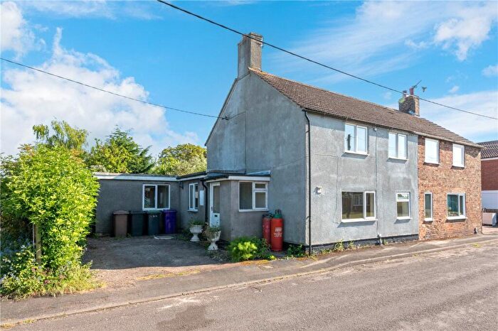 5 Bedroom Semi-Detached House For Sale In West End, Walcott, Lincoln, Lincolnshire, LN4