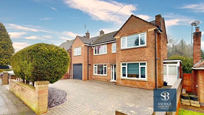 3 Bedroom Detached House For Sale In Hickton Road, Swanwick, DE55