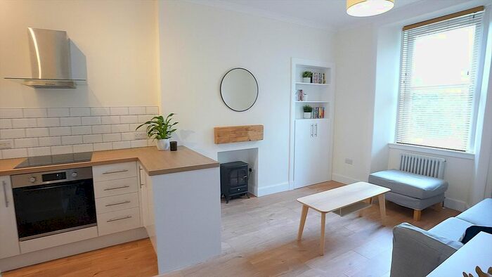 1 Bedroom Flat To Rent In Murdoch Terrace, Edinburgh, EH11