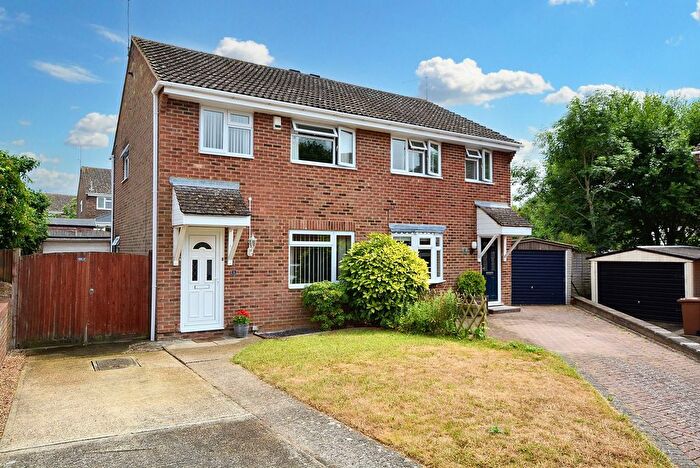 3 Bedroom Semi-Detached House For Sale In Jarvis Drive, Willesborough, TN24