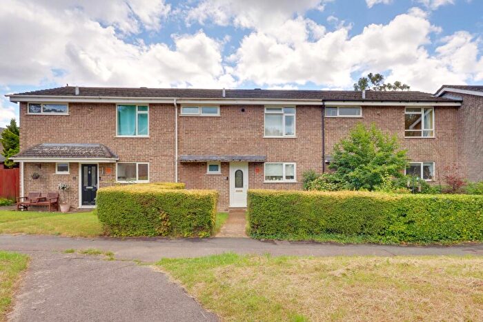 3 Bedroom Terraced House For Sale In Spencer Road, Emsworth, PO10