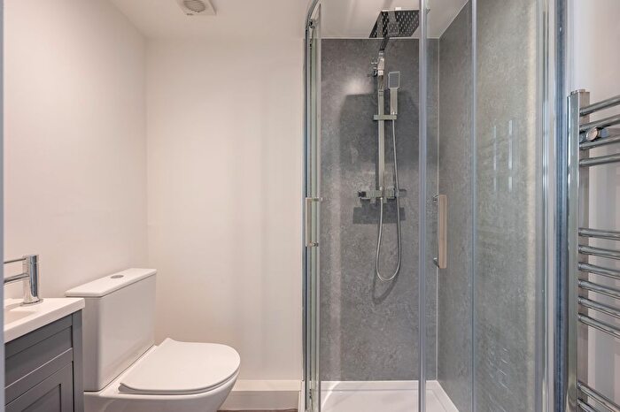 3 Bedroom End Of Terrace House For Sale In Main Street, Escrick, York, YO19