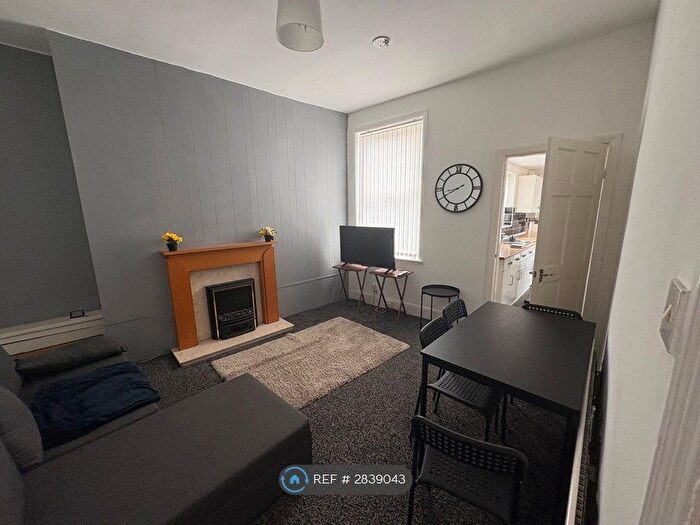 3 Bedroom Flat To Rent In Victoria Road East, Hebburn, NE31