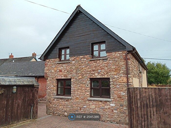 4 Bedroom Detached House To Rent In Ashill, Cullompton, EX15