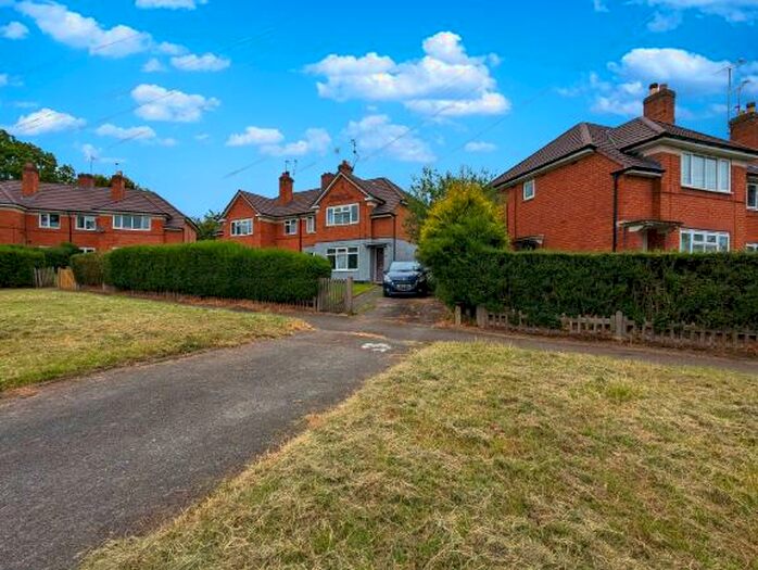 2 Bedroom Maisonette To Rent In Linley Grove, Birmingham, B14