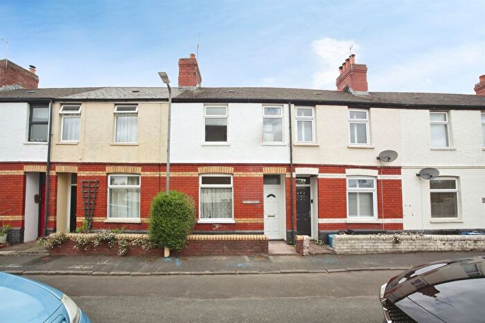 2 Bedroom Terraced House For Sale In Holly Terrace, Cardiff, CF14