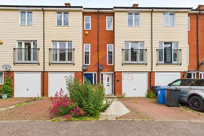 3 Bedroom Town House To Rent In Priory Gardens, Sudbury, CO10