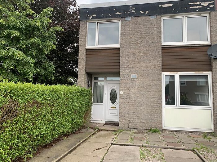 3 Bedroom End Terrace House To Rent In Mastrick Junction, Mastrick, Aberdeenshire, AB16