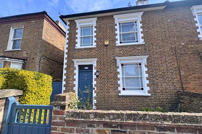 3 Bedroom Property To Rent In Victoria Street, Slough, SL1