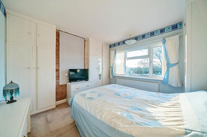 3 Bedroom Detached House For Sale In Charnwood Grove, Mansfield, Nottinghamshire, NG18