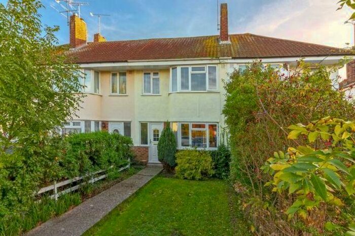 3 Bedroom House To Rent In Ardingly Drive, Goring-by-Sea, Worthing, BN12