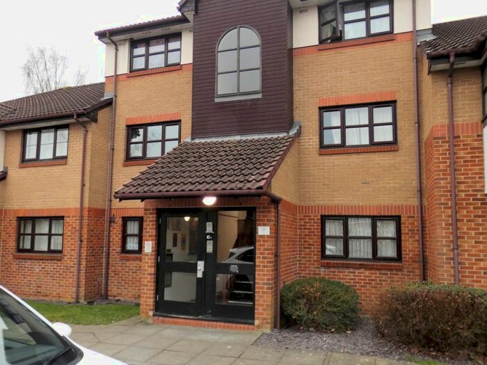 1 Bedroom Flat To Rent In Conifer Way, Wembley, HA0