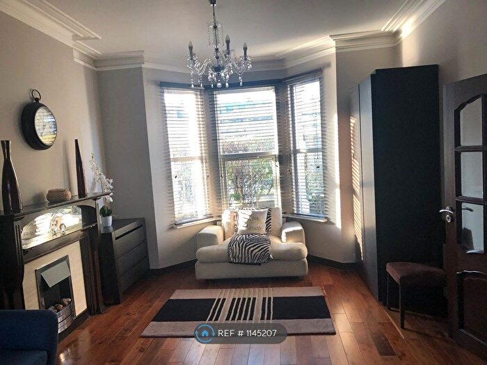 3 Bedroom Terraced House To Rent In Lillie Rd, London, SW6