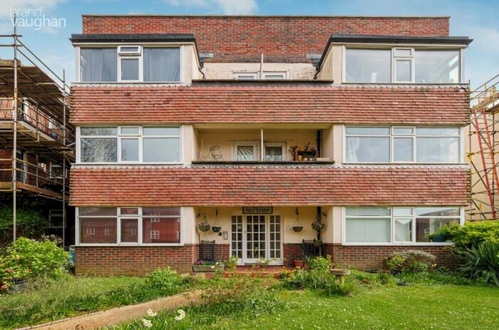 2 Bedroom Flat To Rent In Dyke Road, Brighton, BN1