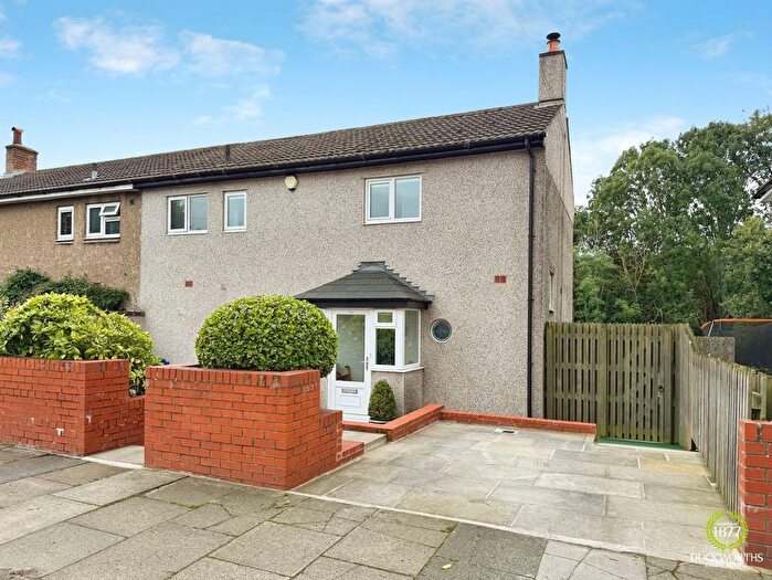 3 Bedroom Semi Detached House For Sale In Hargrove Avenue, Padiham, BB12