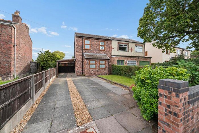 3 Bedroom Semi-Detached House For Sale In Watchyard Lane, Formby, Liverpool, L37