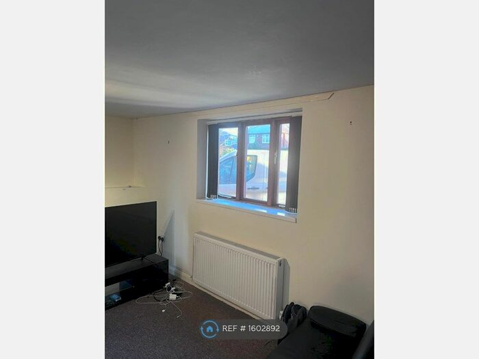 1 Bedroom Flat To Rent In Nottingham Road, Nottingham, NG7