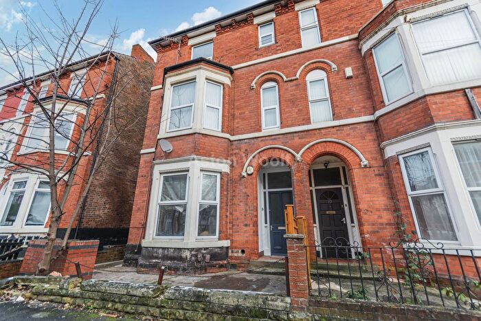 2 Bedroom Flat To Rent In Burford Road, Nottingham, NG7