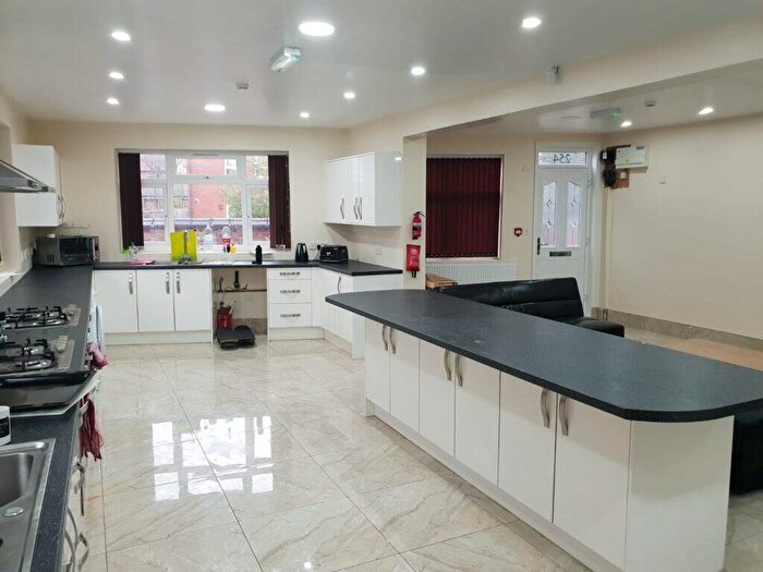 7 Bedroom House To Rent In Edward Road, Balsall Heath, B12