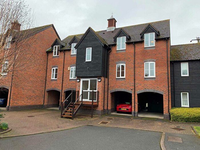2 Bedroom Flat To Rent In Greenham Mill Newbury, RG14