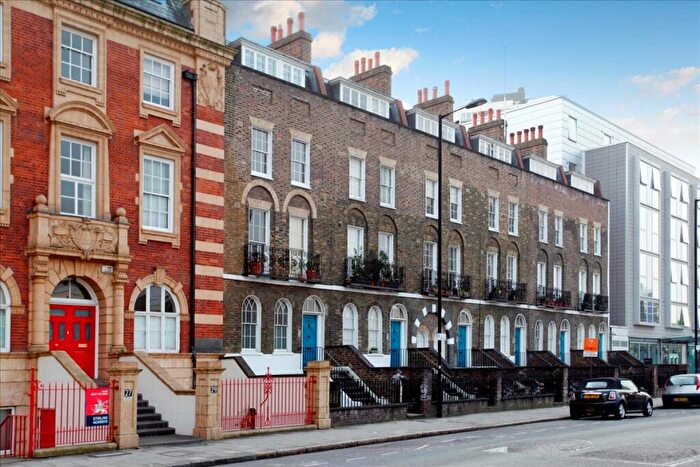 2 Bedroom Duplex To Rent In New North Road, Islington, London, N1