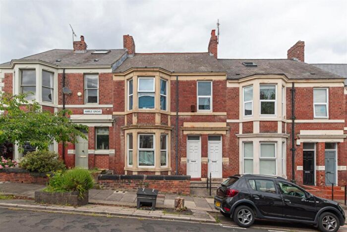 5 Bedroom Flat For Sale In Amble Grove, Sandyford, Newcastle Upon Tyne, NE2