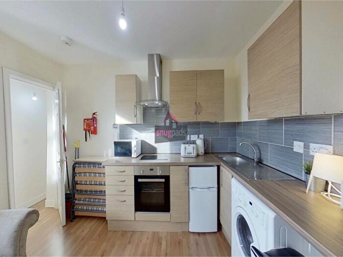 1 Bedroom Flat To Rent In Weaste Lane, Salford, M5