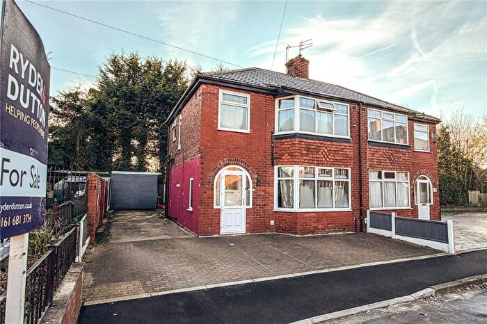 3 Bedroom Semi-Detached House For Sale In Caen Avenue, Moston, Manchester, Greater Manchester, M40