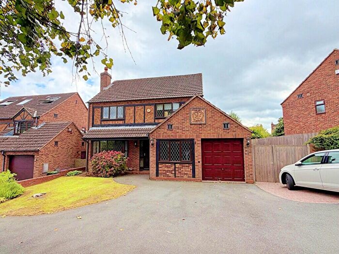 4 Bedroom Detached House For Sale In Quarry Fields, Leek Wootton, CV35