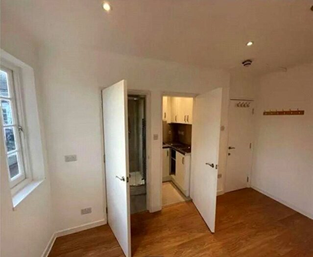 Studio To Rent In Falloden Way, Hampstead Garden Suburb, NW11