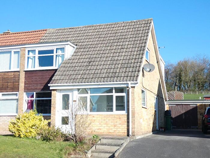 4 Bedroom Semi Detached House For Sale In Moorside Road, Richmond, North Yorkshire, DL10