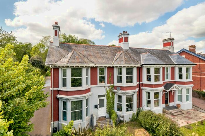 3 Bedroom Flat To Rent In Keyberry Road, Newton Abbot, TQ12