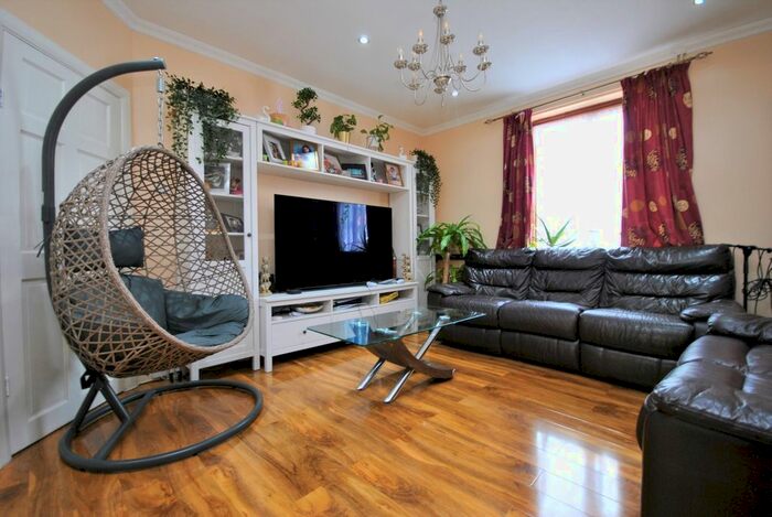 2 Bedroom Terraced House To Rent In Durham Hill, Downham, Bromley, BR1