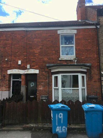 3 Bedroom Property To Rent In Alexandra Road, Hull, HU5