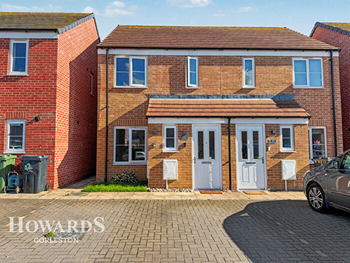 2 Bedroom Semi-Detached House For Sale In Howes Road, Bradwell, NR31