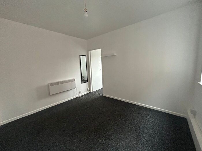 1 Bedroom Flat To Rent In Upper Dicconson Street, Wigan, WN1