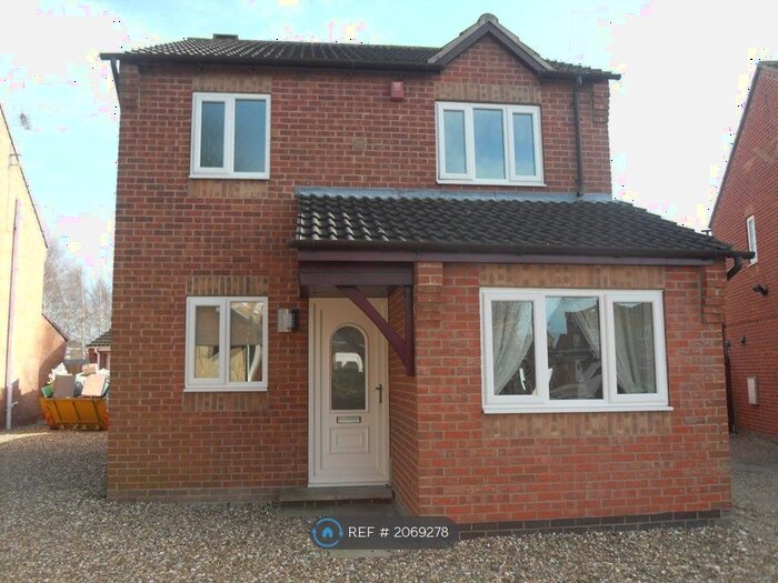 3 Bedroom Detached House To Rent In Brandon Way, Kingswood, Hull, HU7