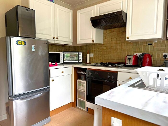 2 Bedroom Semi-Detached Bungalow For Sale In Belmont Close, Kingsteignton, Newton Abbot, TQ12
