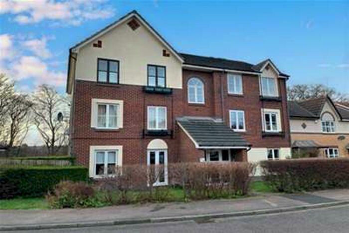 2 Bedroom Flat To Rent In Hazeldene Court, Tynemouth, NE30