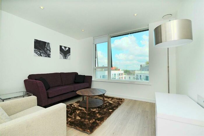 1 Bedroom Apartment To Rent In Tennyson Apartments, Saffron Central Square, Croydon, CR0
