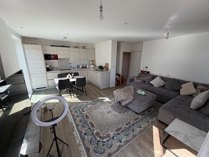 2 Bedroom Flat To Rent In Marathon House, HA9