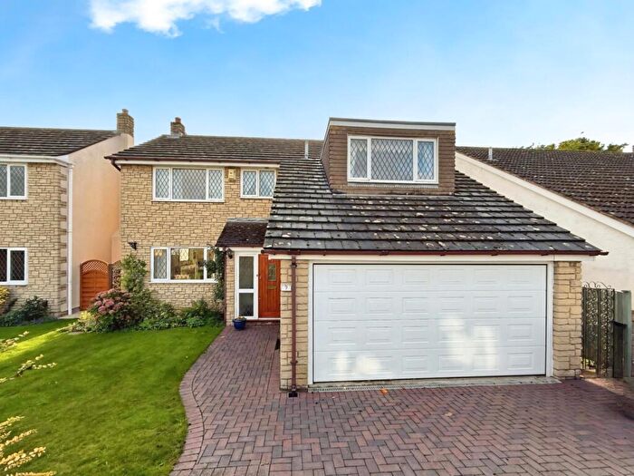4 Bedroom Detached House For Sale In Bickley Close, Hanham, Bristol, BS15
