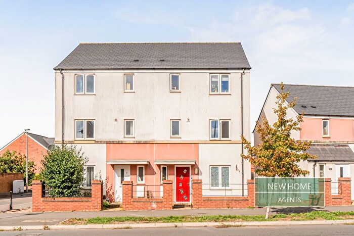4 Bedroom Semi Detached House For Sale In Tillhouse Road, Cranbrook, Exeter, EX5