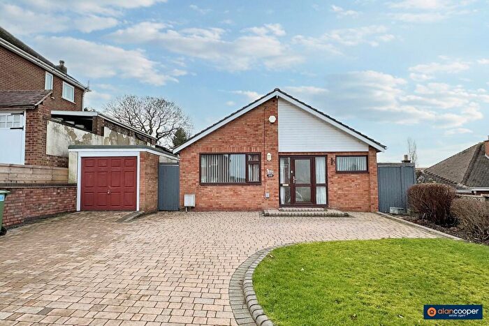 3 Bedroom Detached Bungalow For Sale In Plough Hill Road, Nuneaton, CV10
